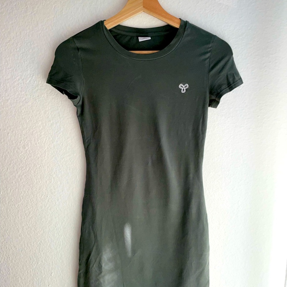 Aritzia mini dress in sage / forest green
